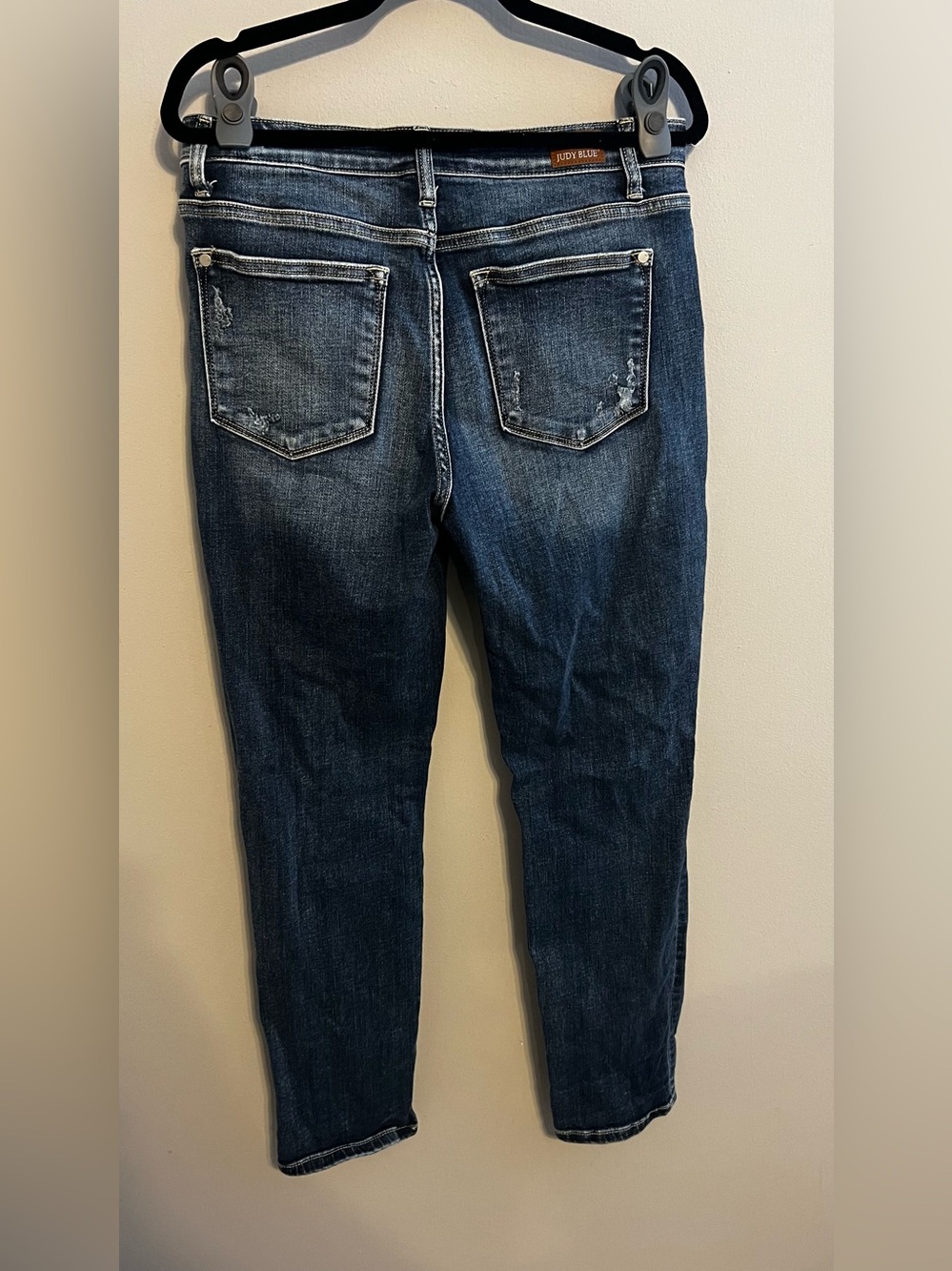 Judy Blue Distressed Boyfriend Fit Dark Skinny Jeans |Women 11/30 - Picture 5 of 7